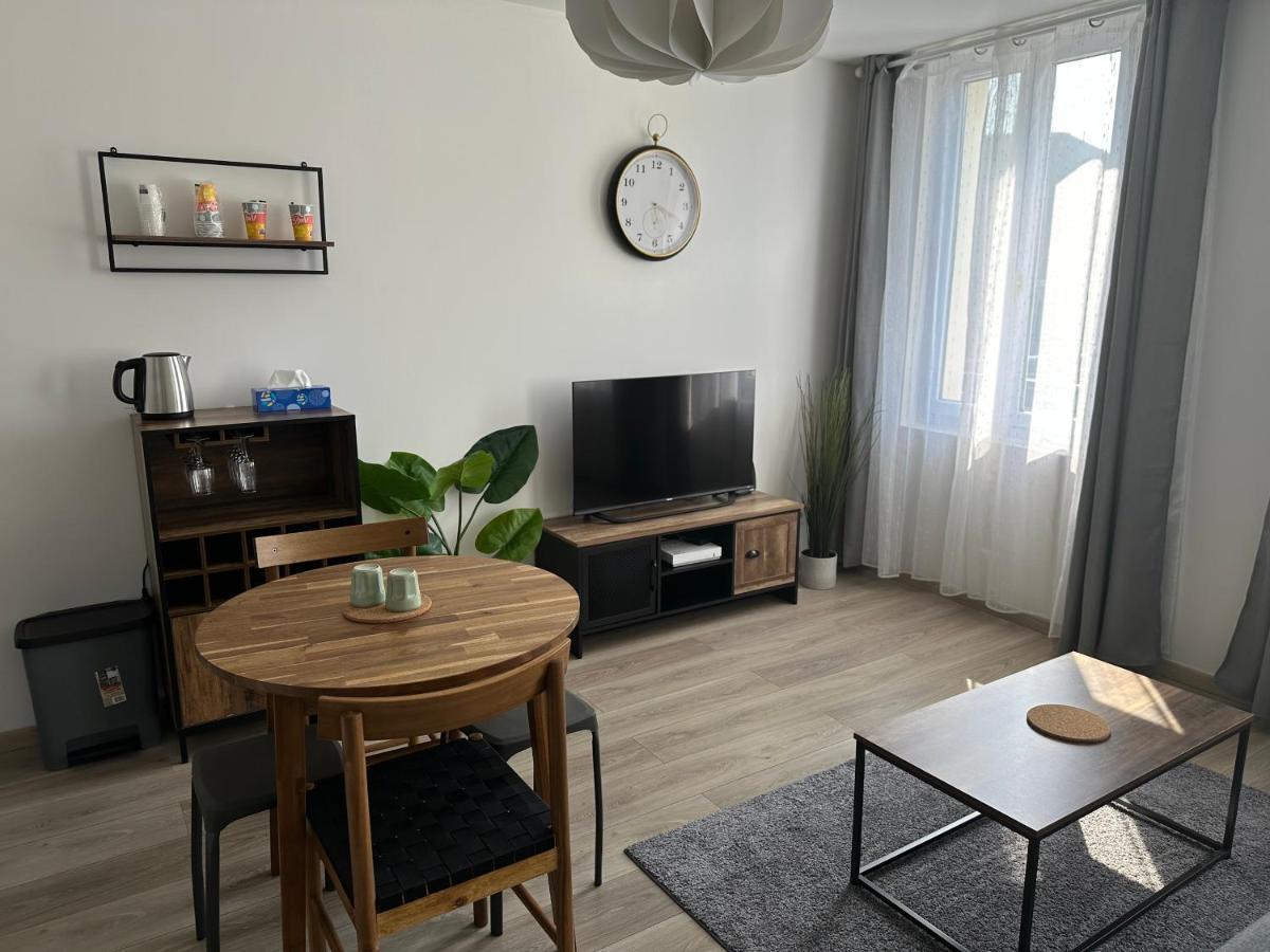 Appartement Agreable Et Confortable Pour 4 Personnes Хавър Екстериор снимка
